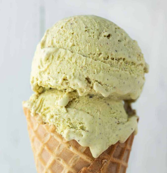 Roasted Pistachio Dream Scoop